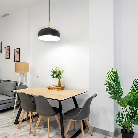Apartment New 1 Room,4 Pax,wifi, Acruzafa Market Valencia